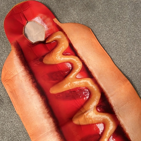 Kute’N’Koo realistic Hot Dog kids costume size L (9-12) ❤️🌭💛🌭 - Picture 6 of 16